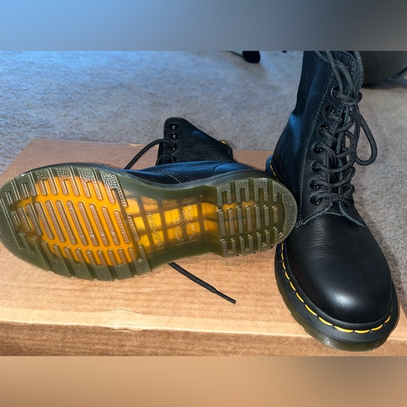 Black Dr. Martens - Picture 4 of 4